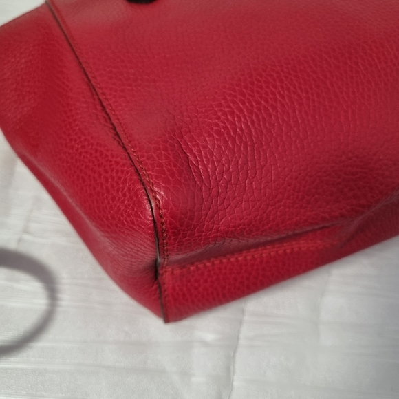 Gucci Swing Tote - Picture 8 of 13